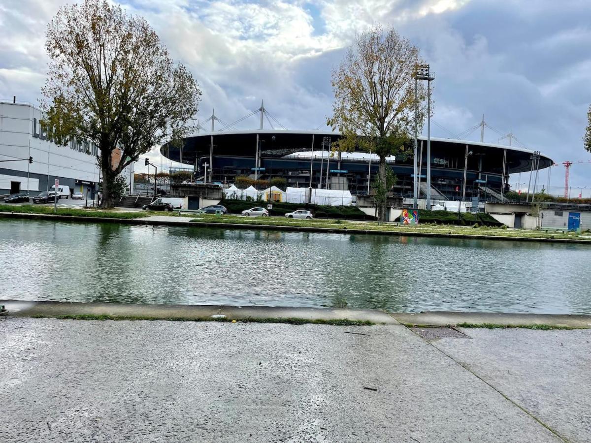 Wifi- Stade De France- Basilique Cathedrale Monsejourasaintdenis Екстериор снимка